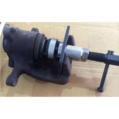 Інструмент для стиснення гальмівних циліндрів Rewolt (T6025)