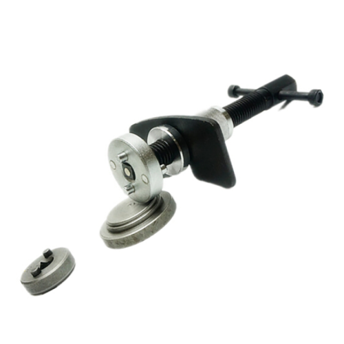 Инструмент для сжатия тормозных цилиндров 5 предметов Rewolt (T6026) Инструмент для сжатия тормозных цилиндров 5 предметов Rewolt (T6026)